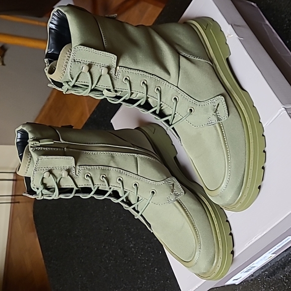 Franco Sarto Chukka Boot - Picture 3 of 10